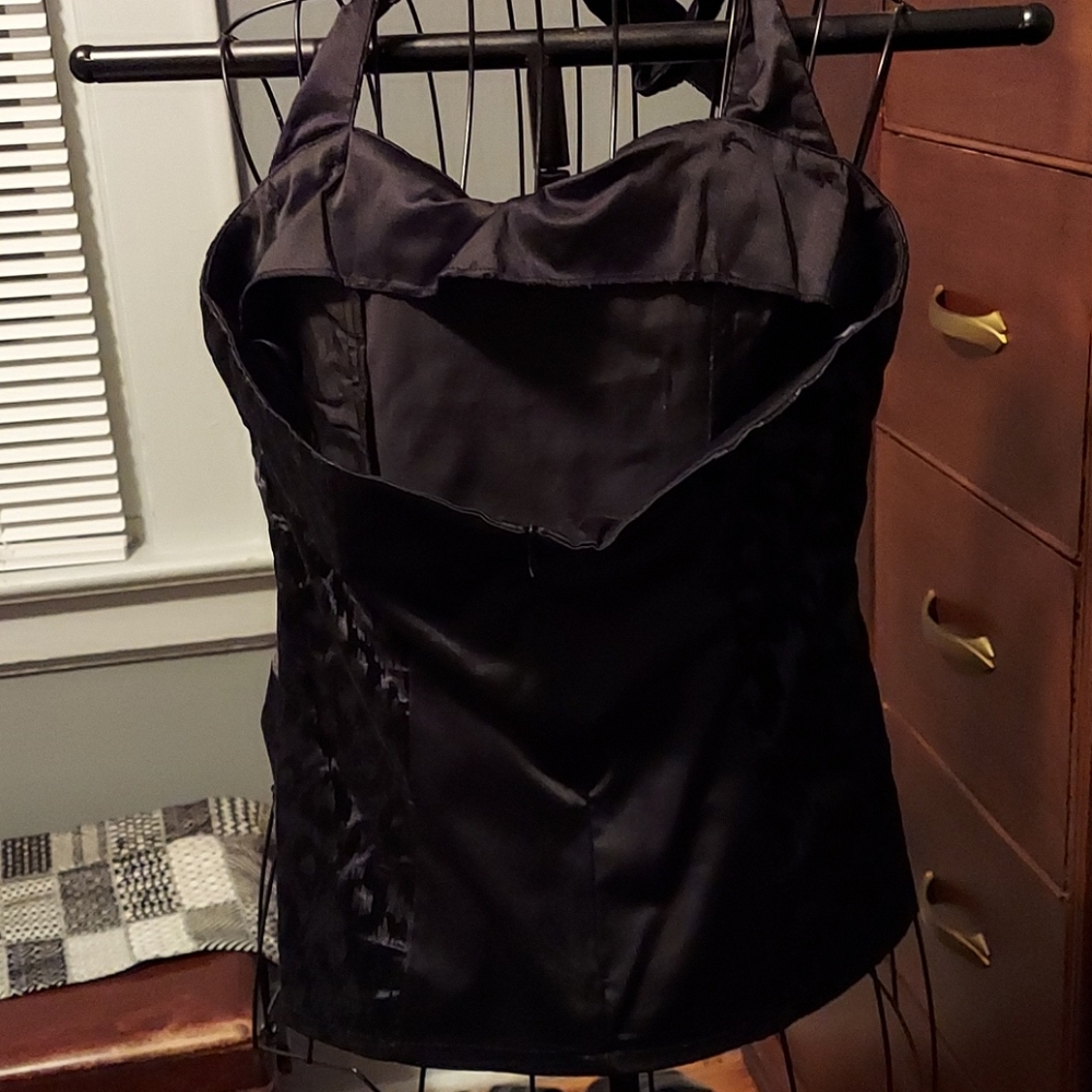 Halter - Picture 3 of 4